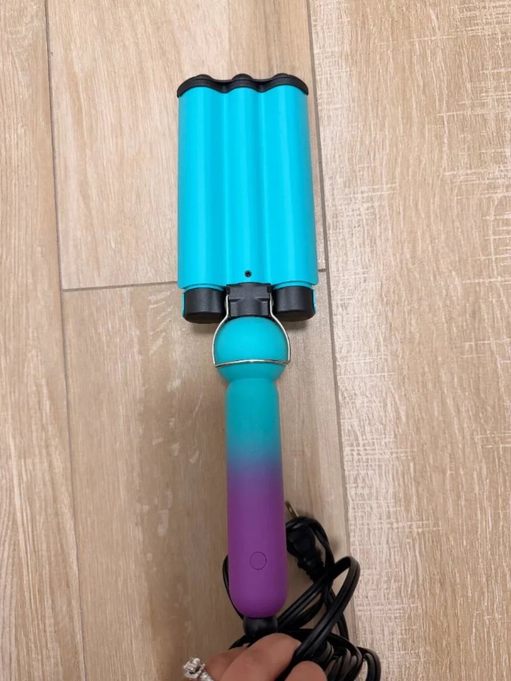 Bed Head 3-Barrel Waver